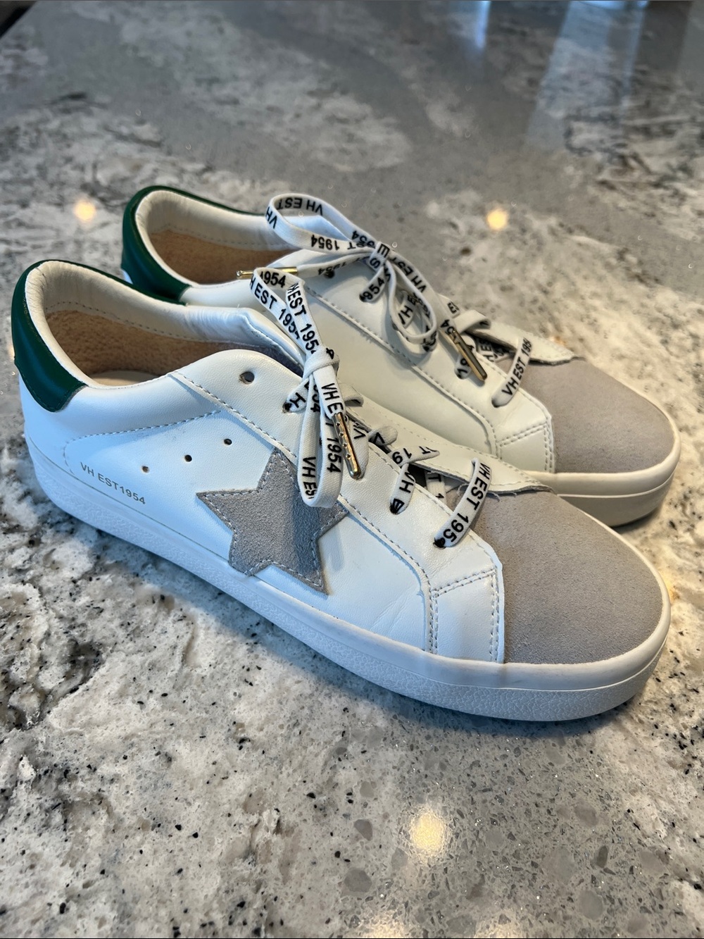 Vintage Havana Epic Sneakers White Green Suede Star Low Top Size 8 EUC